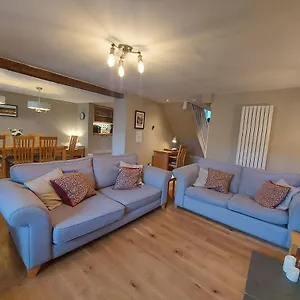 Luxurious 4 Bedroom In The Yorkshire Dales Holiday home